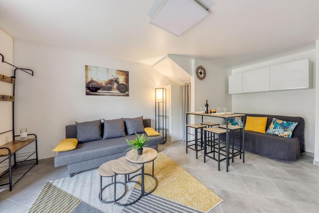 Cocoon - Jardin - Boite A Cle - Wi-Fi Lägenhet Baulne Exteriör bild
